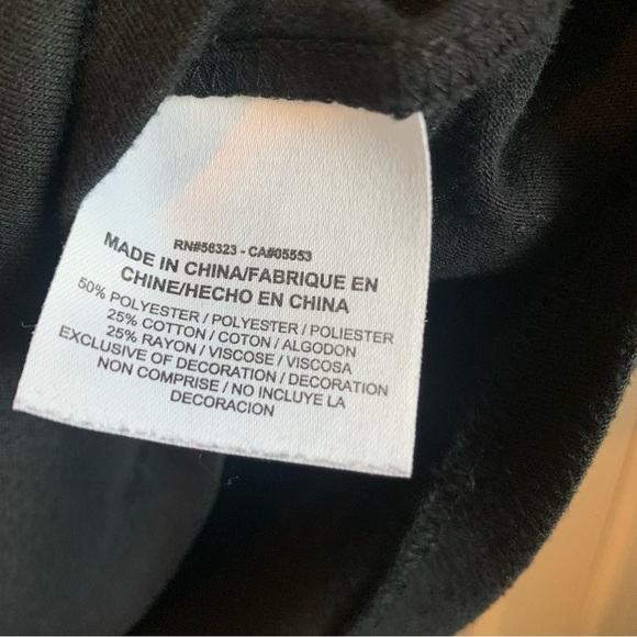 Nike Scoop Neck Loose Fit Tee, size S - Picture 4 of 6